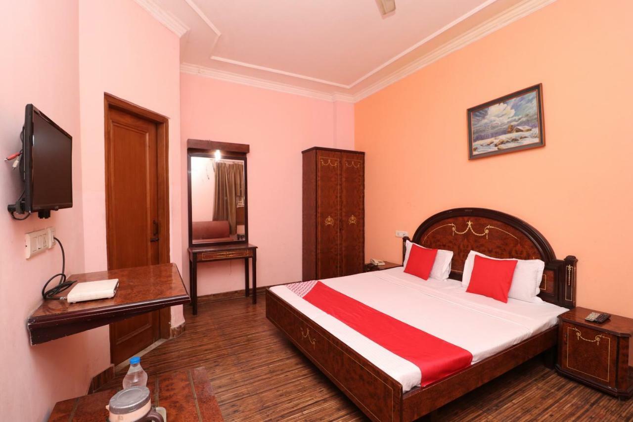 Hotel Vaccinated Staff - Capital O 35965 Kishore Castle