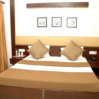 Hotel Raj Darbar - 10 Meter From Golden Temple Amritsar