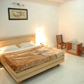 Randhawa International Hotel 3*