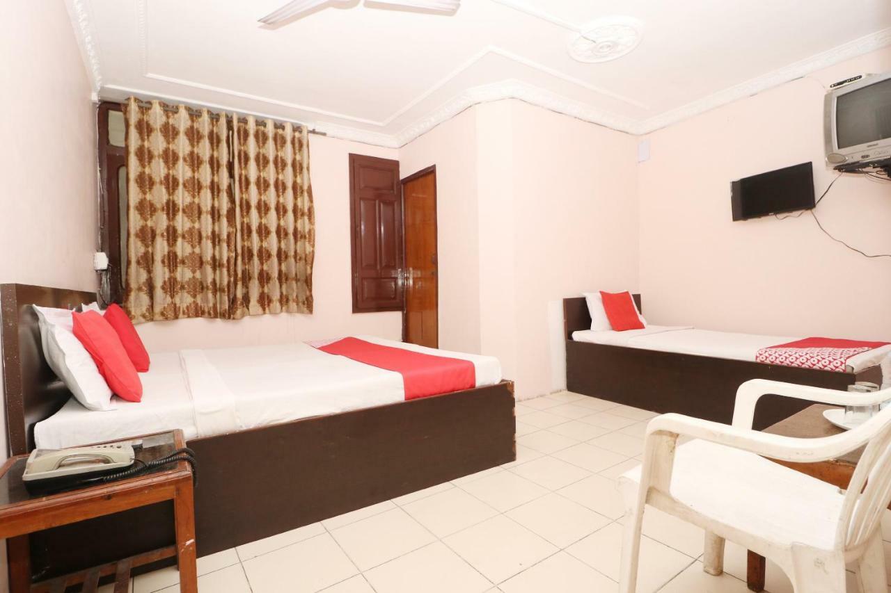Oyo 30274 Temple Hotel Amritsar