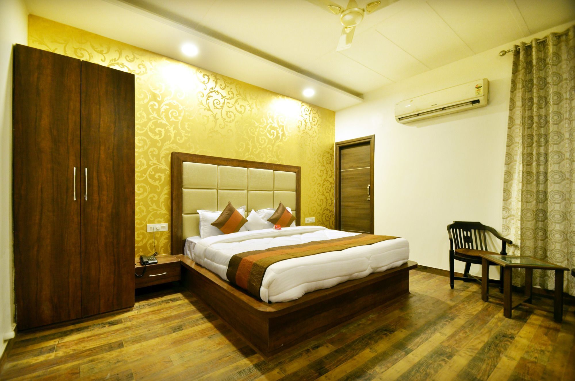 Hotel Hollywood Heights Near Railway Station Amritsar