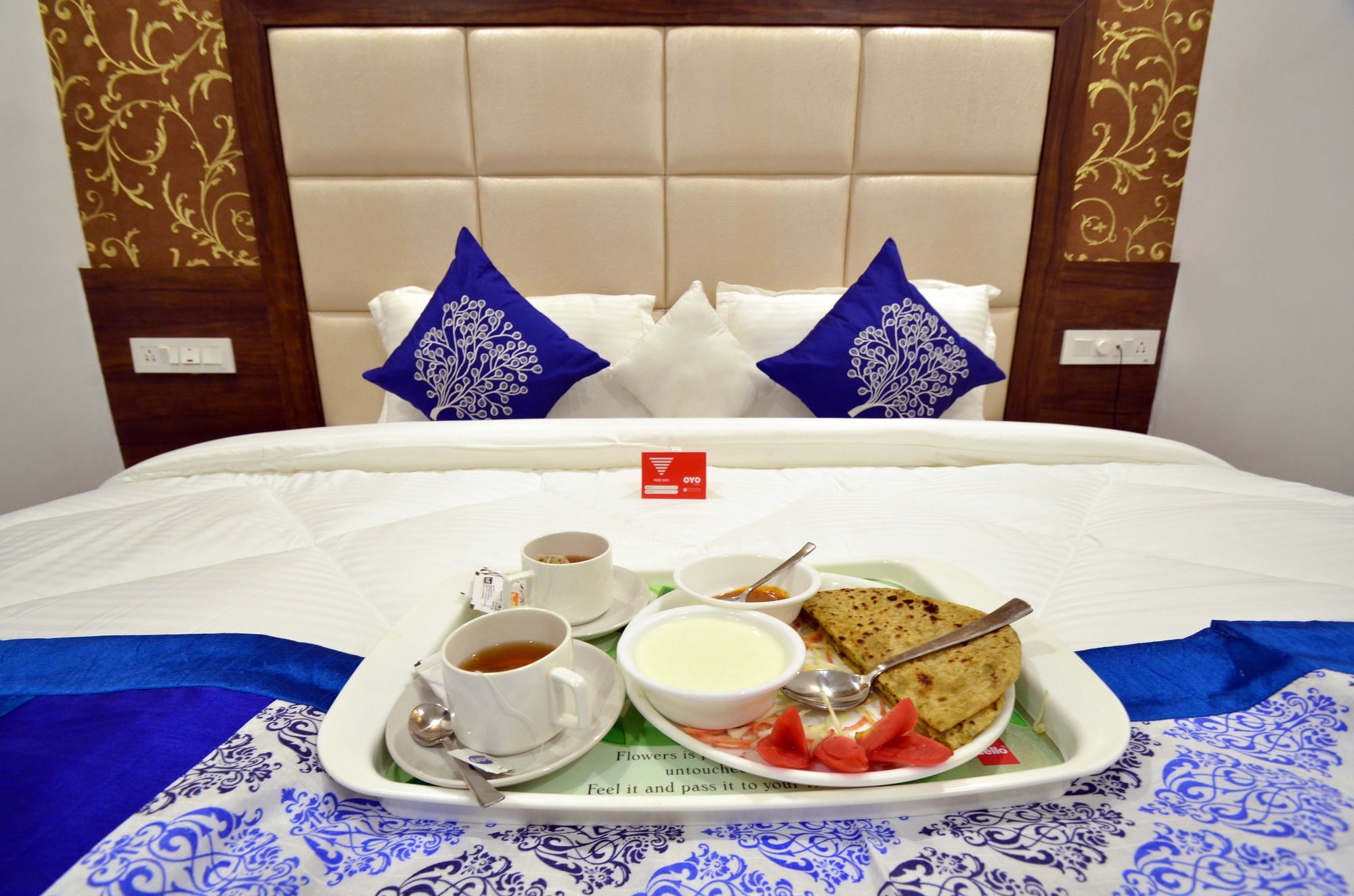 Hollywood Heights Near Railway Station Hotel 3*