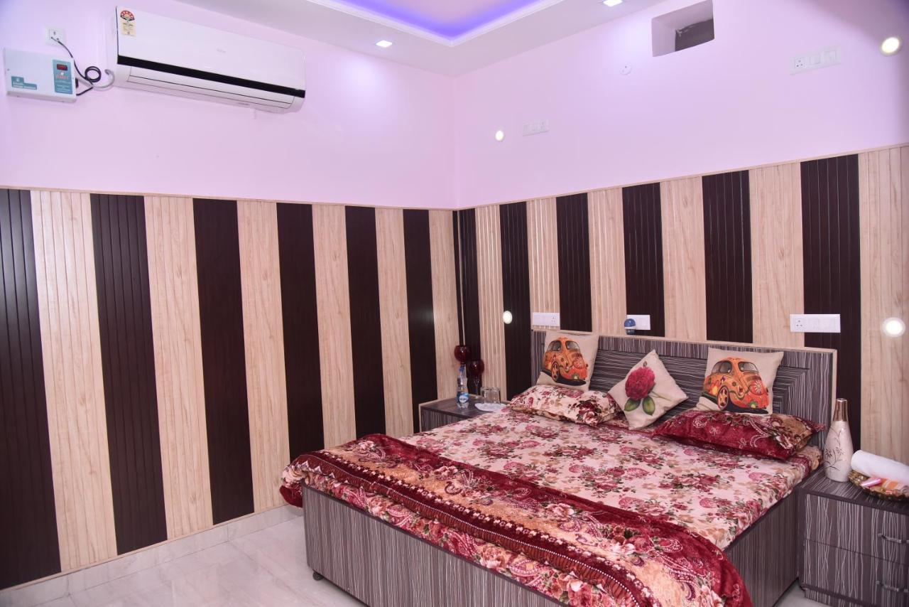 White House * Amritsar