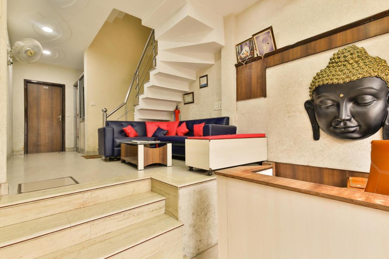 Sakhi By Urban Galaxy Hotel