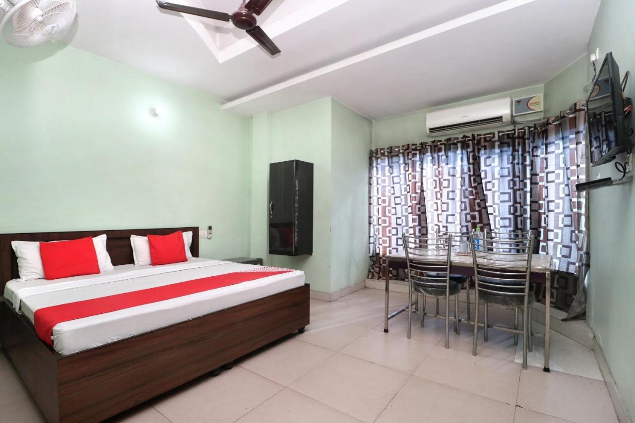 Oyo 26665 Choudhary Residency Hotel