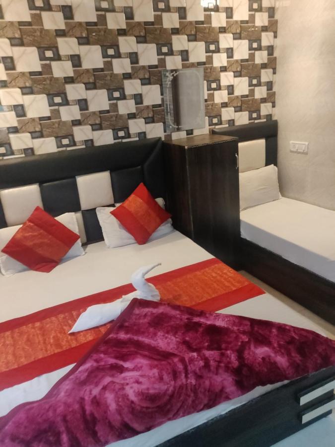 Hotel Punjabi Niwas