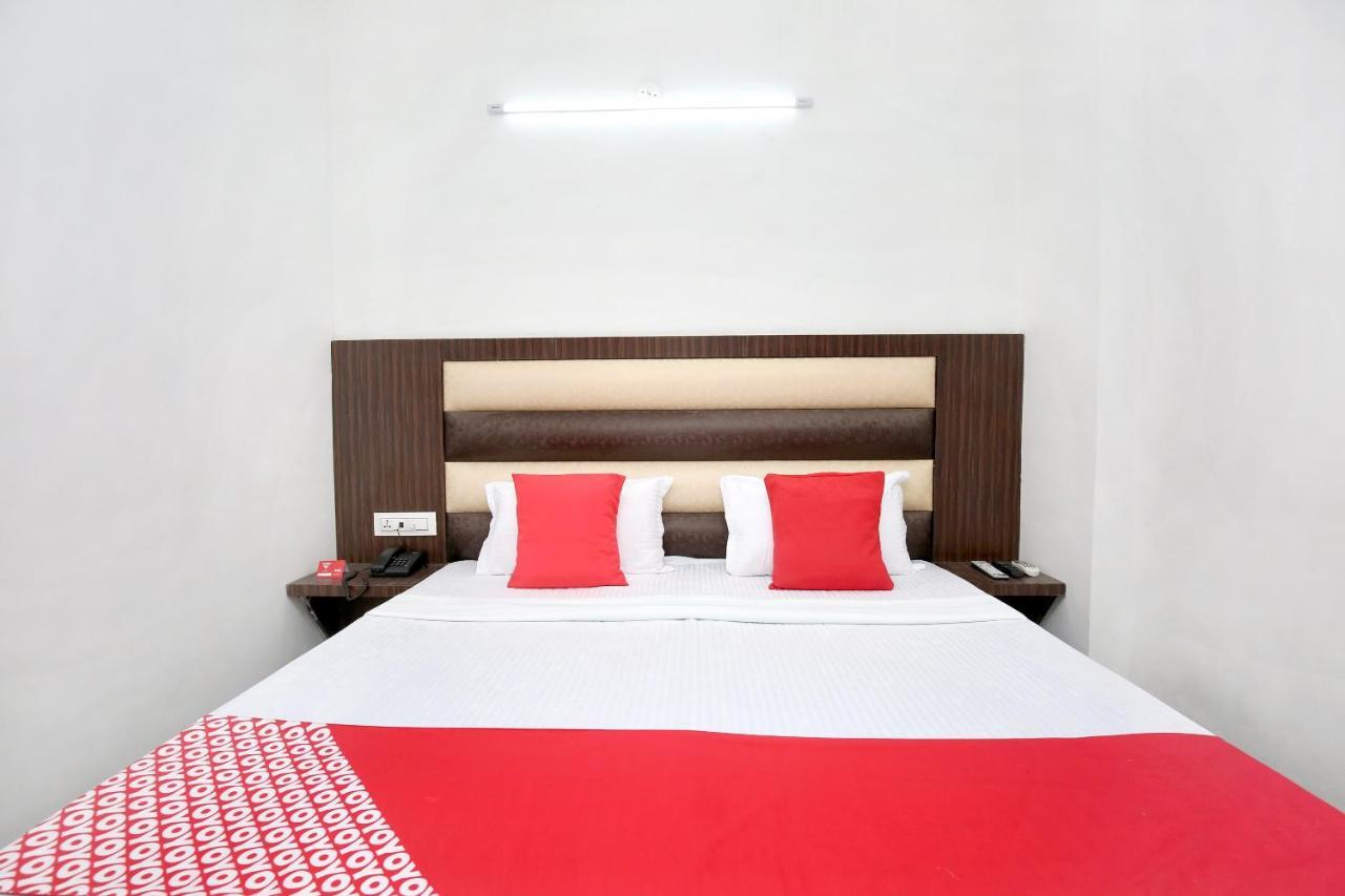 Hotel Oyo 15863 Royal Vij Amritsar